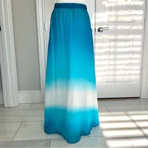 White House Black Market (WHBM) Ombré Maxi Skirt Size Small